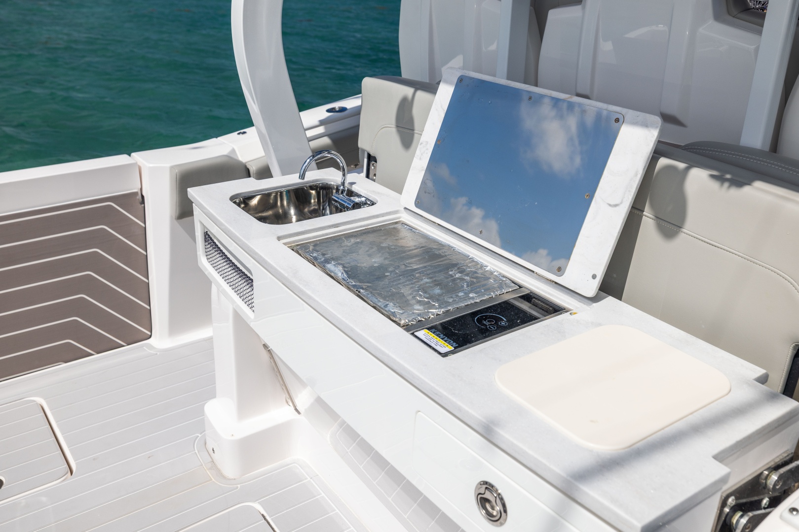 Scout-400 LXF 2024 -North Palm Beach-Florida-United States-6257524 | Thumbnail