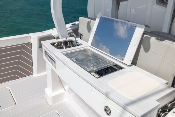 Scout-400 LXF 2024 -North Palm Beach-Florida-United States-6257524