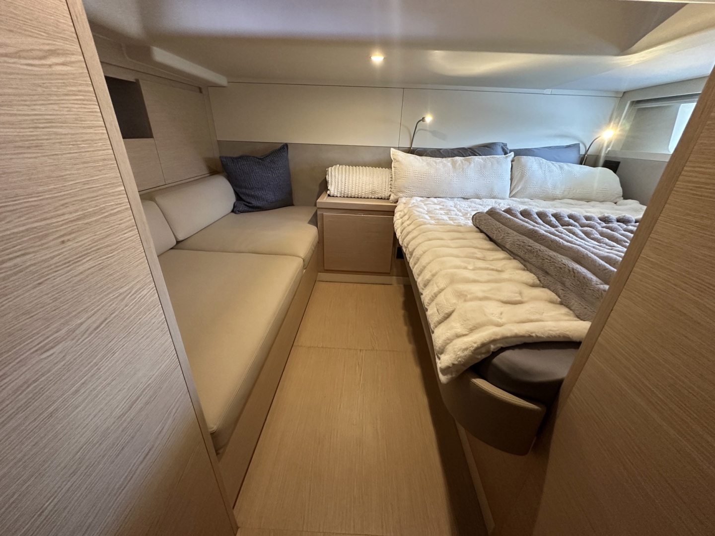 Solaris 2025 -Fort Lauderdale-Florida-United States-6257843 | Thumbnail