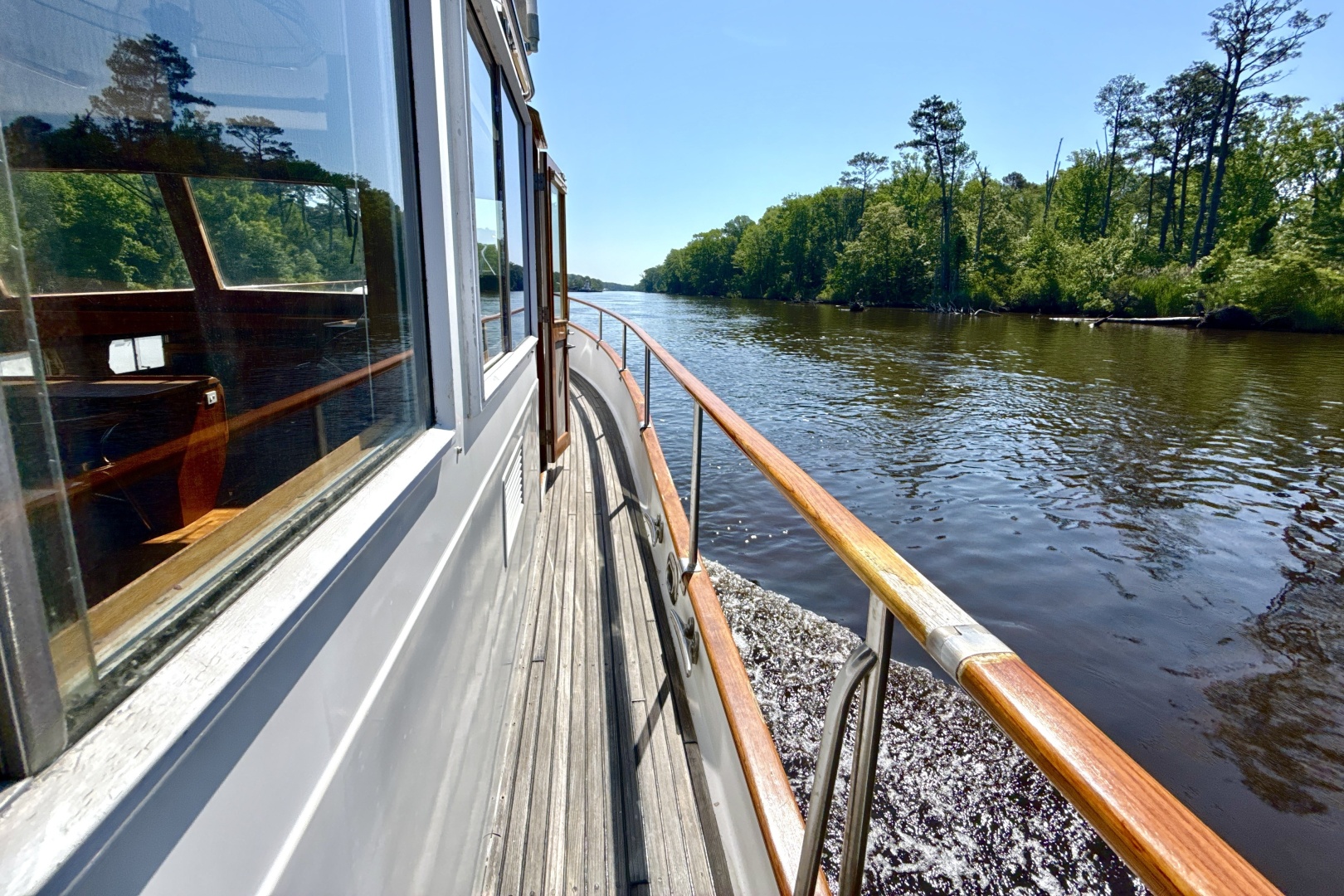 Grand Banks-46 Classic 1990-GRAND JOUR Chesapeake-Virginia-United States-Wide Walkaround Deck-6257765 | Thumbnail