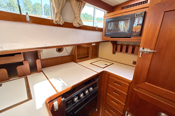 Grand Banks-46 Classic 1990-GRAND JOUR Chesapeake-Virginia-United States-Galley-6257754