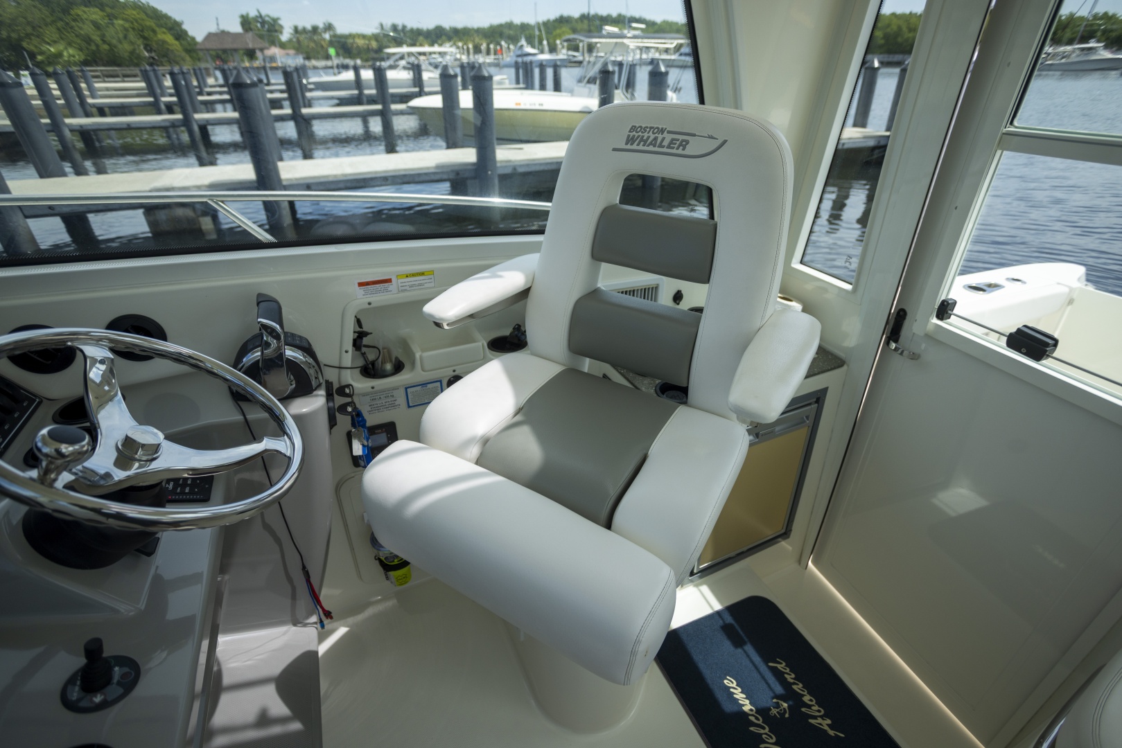Boston Whaler-315 Conquest 2014 -Miami-Florida-United States-6259788 | Thumbnail