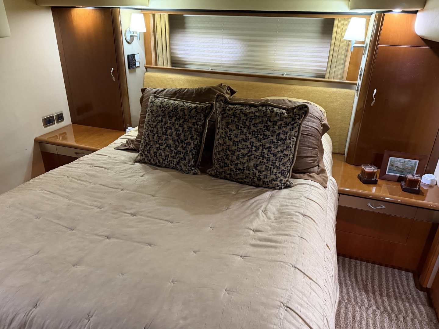 Sea Ray-550 SEDAN BRIDGE 2005 -Lake Ozark-Missouri-United States-6260925 | Thumbnail