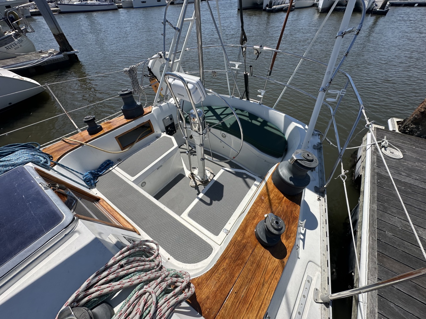 Nordic-44 1983-Seraphina Charleston-South Carolina-United States-6260958 | Thumbnail