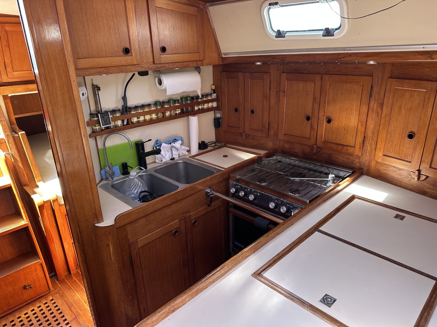 Nordic-44 1983-Seraphina Charleston-South Carolina-United States-6260968 | Thumbnail