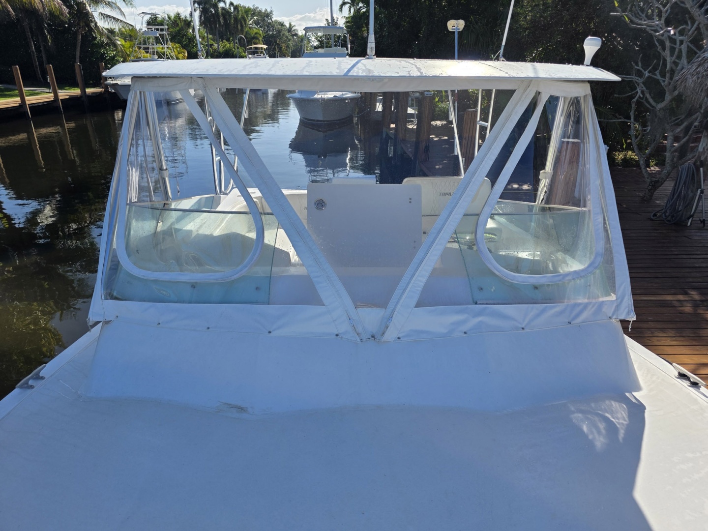 Topaz-Royale 1990-Ventus Fort Lauderdale-Florida-United States-6261828 | Thumbnail