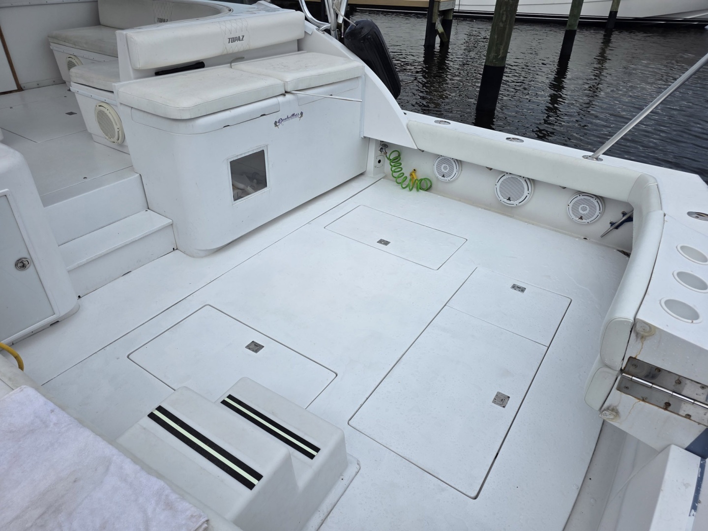 Topaz-Royale 1990-Ventus Fort Lauderdale-Florida-United States-6261830 | Thumbnail