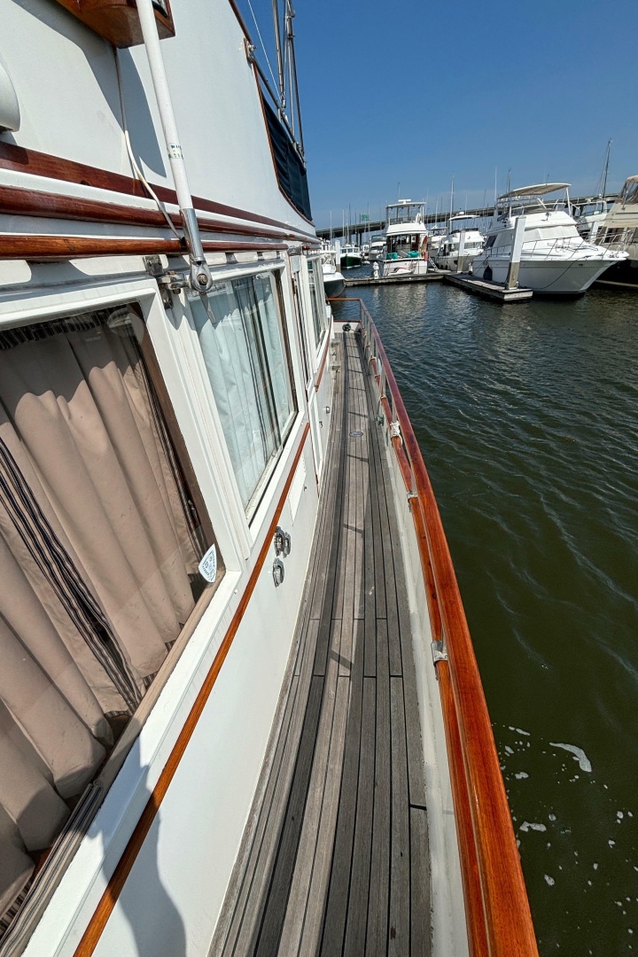 Grand Banks-42 Classic 1978-TRINITY Charleston-South Carolina-United States-6262098 | Thumbnail