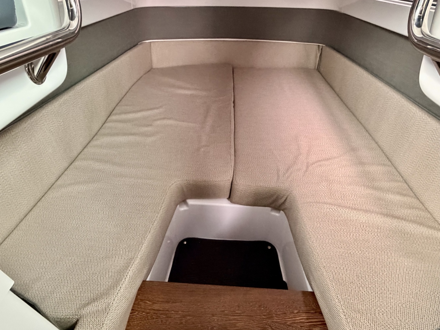 Axopar-37 XC Cross Cabin 2021 -Clinton-Connecticut-United States-6263982 | Thumbnail