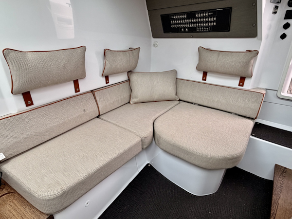 Axopar-37 XC Cross Cabin 2021 -Clinton-Connecticut-United States-6263979