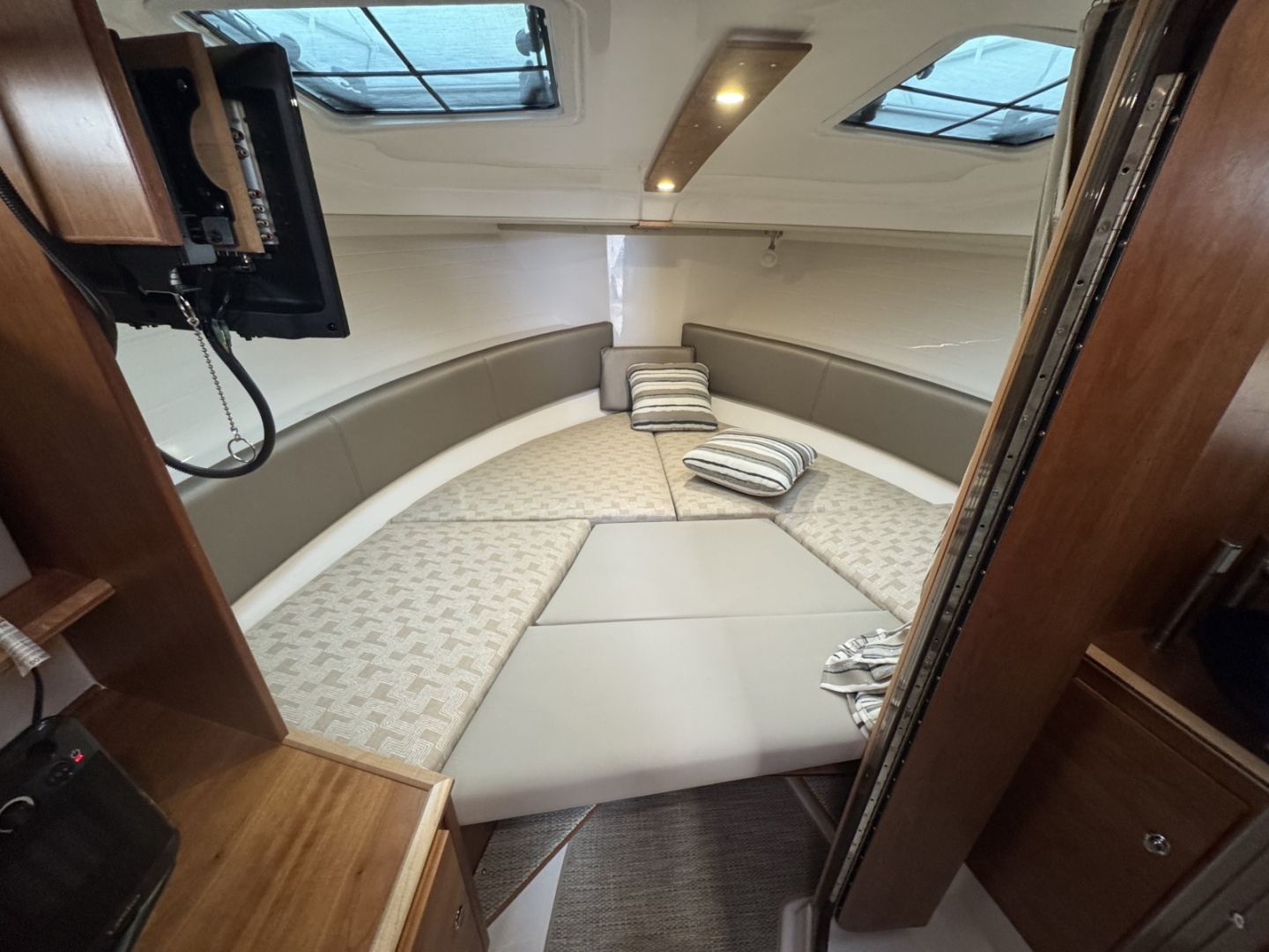 Cutwater-C-288 2025 -Anacortes -Washington-United States-6286751 | Thumbnail