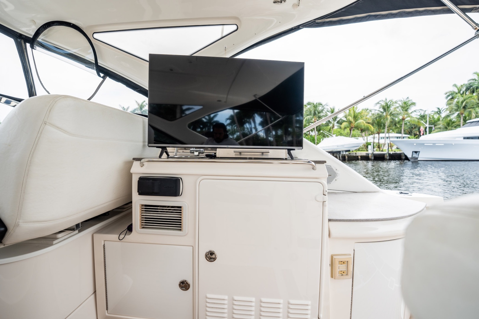 Regal 2008 -Fort Lauderdale-Florida-United States-6535327 | Thumbnail