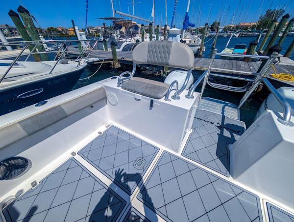 Sumerset-Houseboat 1993 -Charlestown-Massachusetts-United States-6518379
