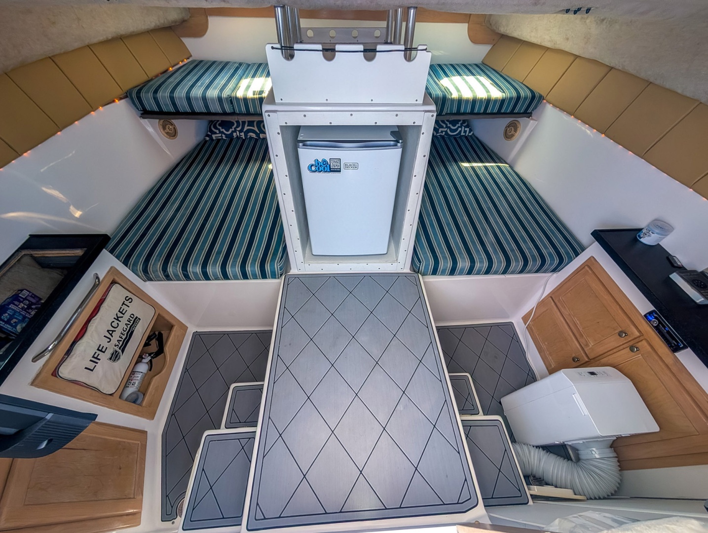 Sumerset-Houseboat 1993 -Charlestown-Massachusetts-United States-6518393 | Thumbnail