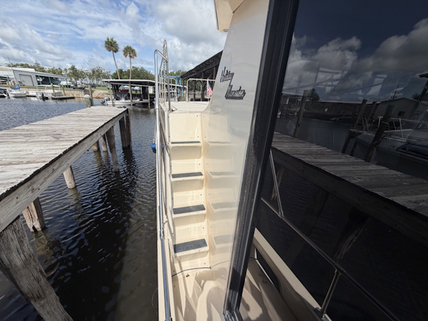 Holiday Mansion-Costal Barracuda 1987 -Stanford-Florida-United States-6565061