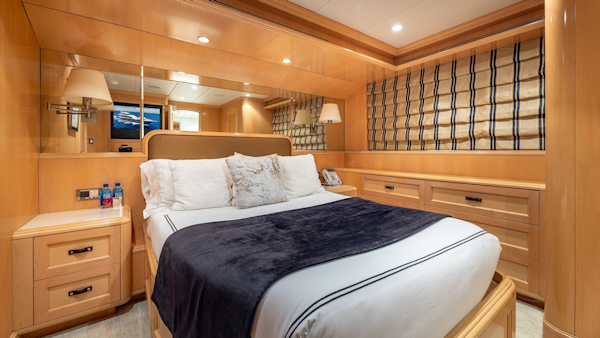Trinity Yachts-144  1998-BAD COMPANY Fort Lauderdale-Florida-United States-1998 Trinity Yachts Sport Fisherman  BAD COMPANY: Luxurious Guest Stateroom Interior-6803465