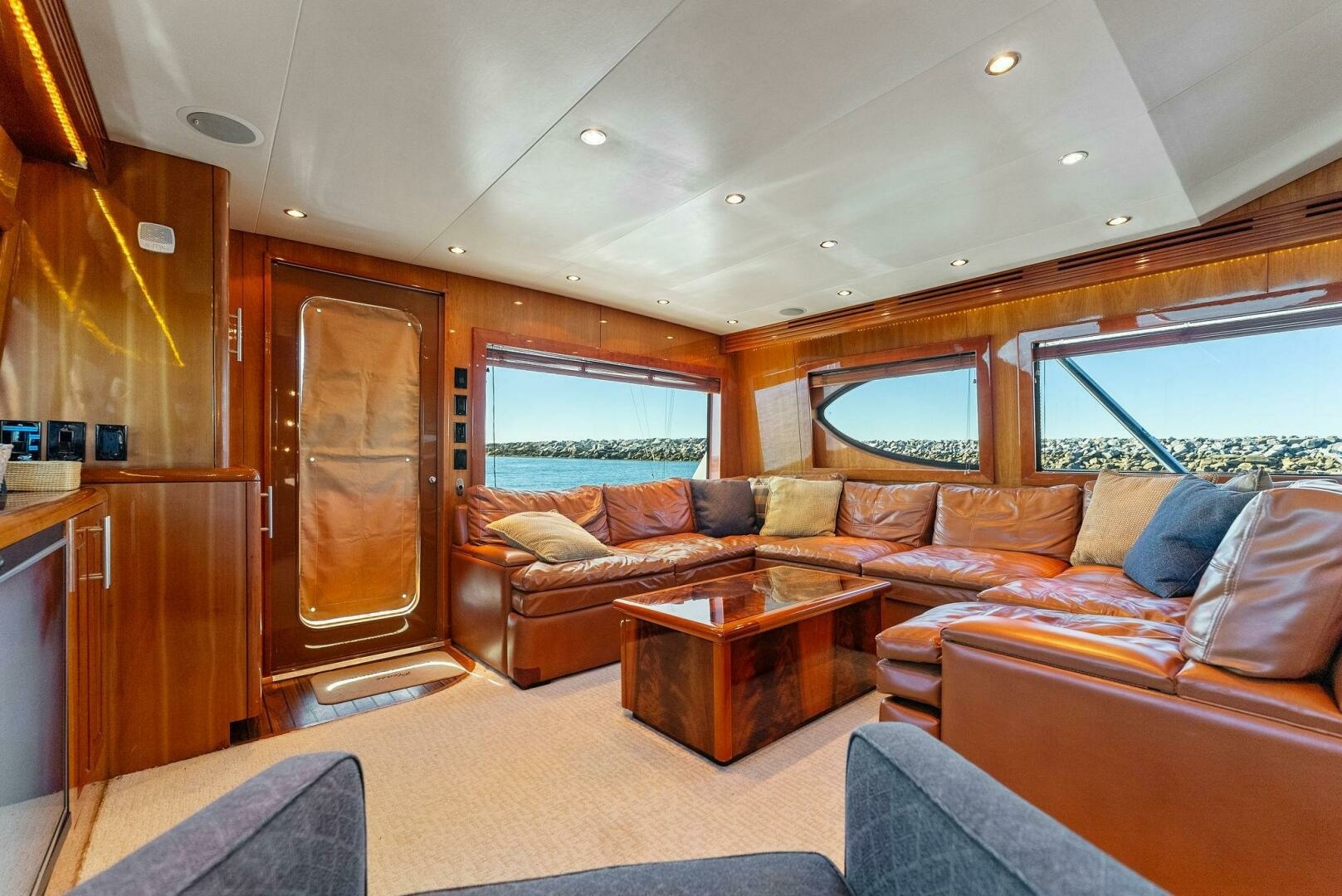 Hatteras-64 Convertible 2007-CHUPACABRA Long Beach-California-United States-2007 Hatteras 64C  CHUPACBRA-6274570 | Thumbnail