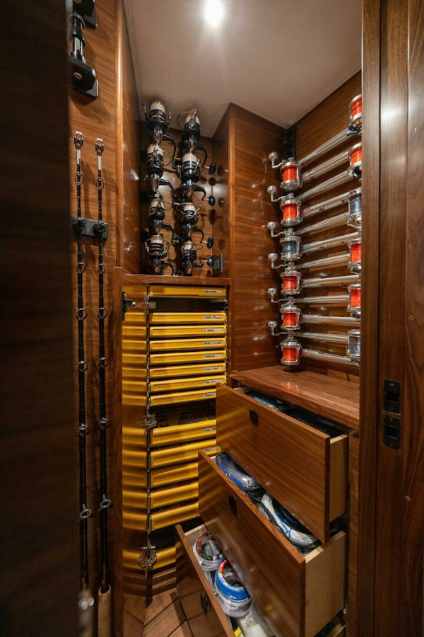 Viking-82 Convertible 2025-Boujie QUEPOS-Costa Rica-2025 82 Viking Convertible Boujie Tackle Room (7)-6811598