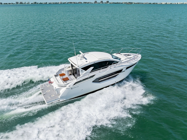 Cruisers Yachts-42 Cantius 2019-Truly Ineffable Longboat Key-Florida-United States-2019 Cruisers Yachts 42 Cantius Truly Ineffable-6277764