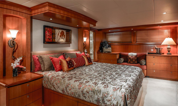Delta Marine-Tri-Deck MY 1998-MURPHYS LAW Ft. Lauderdale-Florida-United States-Master Stateroom-617370