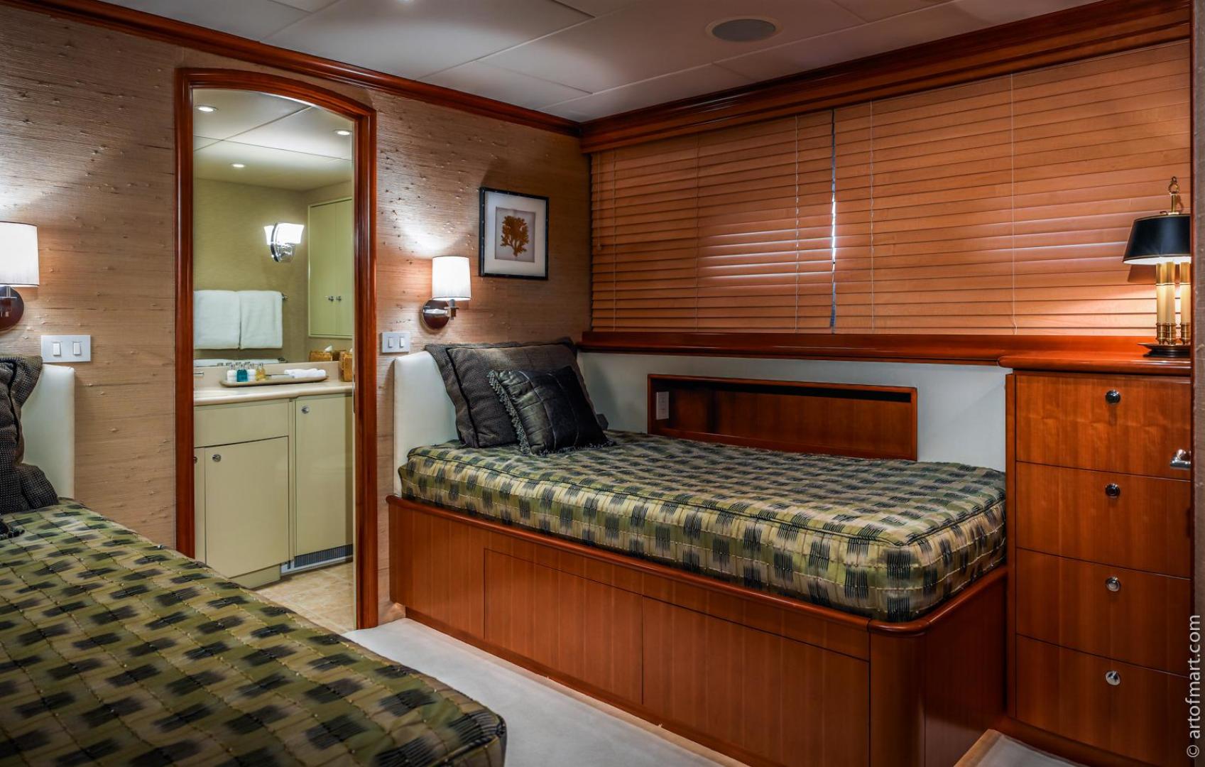 Delta Marine-Tri-Deck MY 1998-MURPHYS LAW Ft. Lauderdale-Florida-United States-Twin Guest Stateroom-617373 | Thumbnail