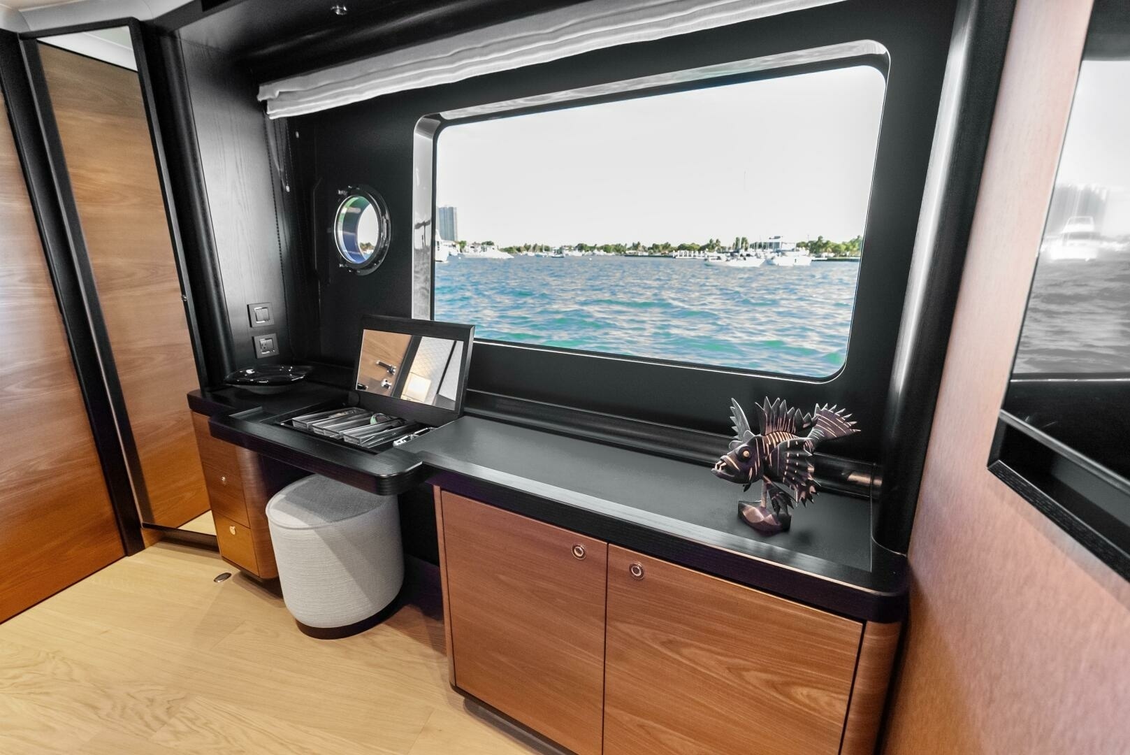 Absolute-75 Navetta 2025-Fantasy Girl Palm Beach-Florida-United States-6294883 | Thumbnail