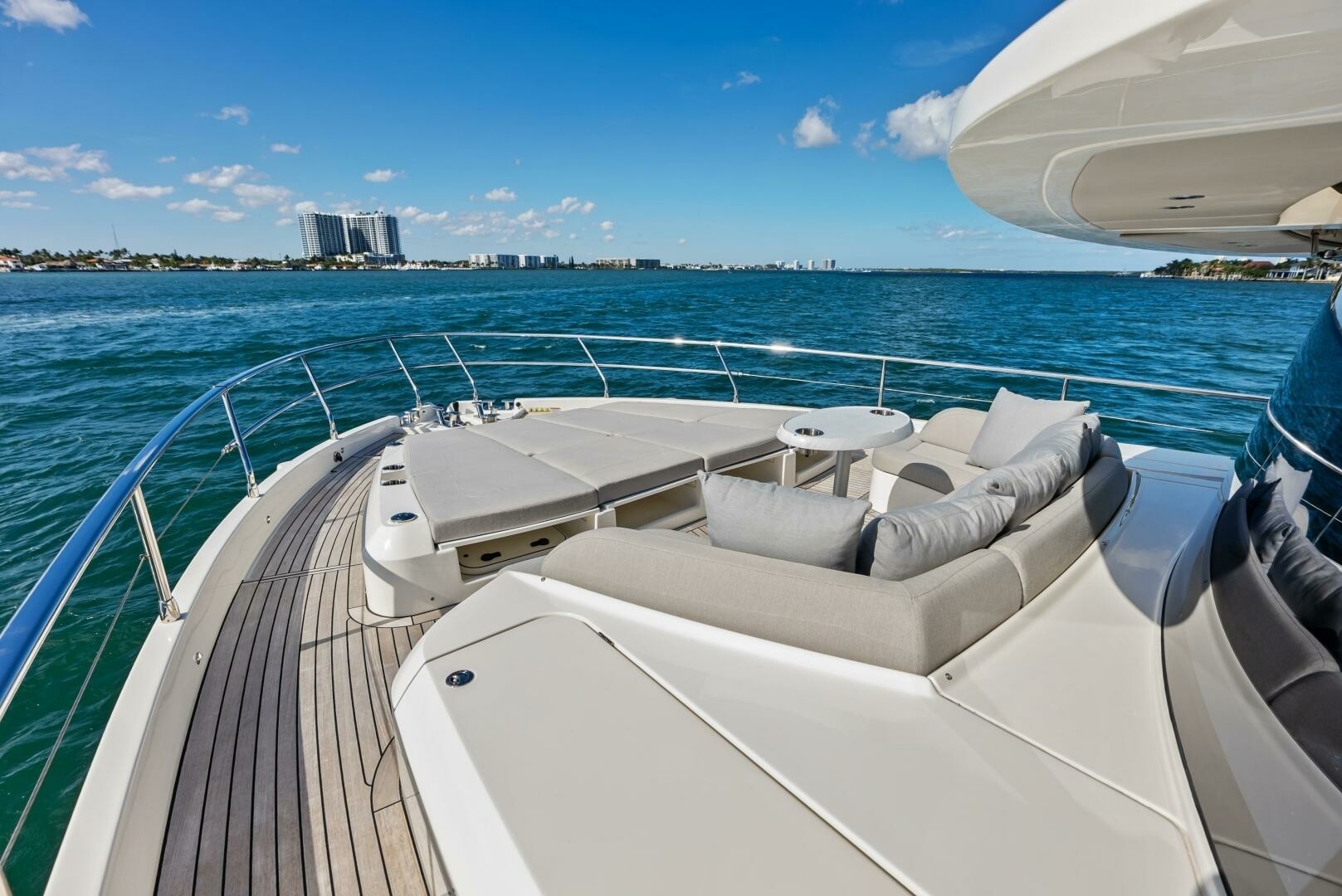 Absolute-75 Navetta 2025-Fantasy Girl Palm Beach-Florida-United States-6294911 | Thumbnail