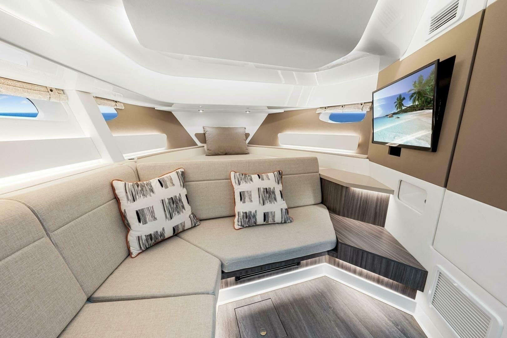 Sea Ray-370 Sundancer 2022-Golden Ticket Sarasota-Florida-United States-2022 Sea Ray 370 OB -6287900 | Thumbnail