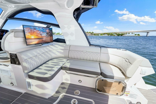 Sea Ray-370 Sundancer 2022-Golden Ticket Sarasota-Florida-United States-2022 Sea Ray 370 OB -6287888