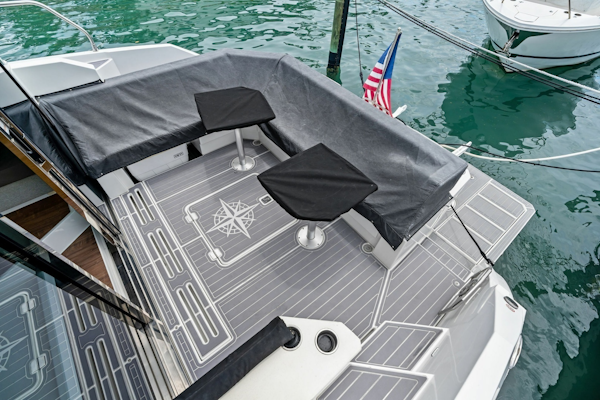 Cruisers Yachts-42 Cantius 2019-Truly Ineffable Longboat Key-Florida-United States-2019 Cruisers Yachts 42 Cantius Truly Ineffable-6277700