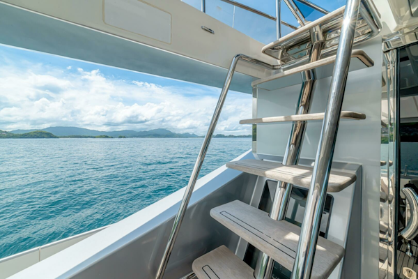 Azimut-77S 2017-Carpe Diem Genoa-Italy-2017 Azimut 77 Carpe Diem-6798402