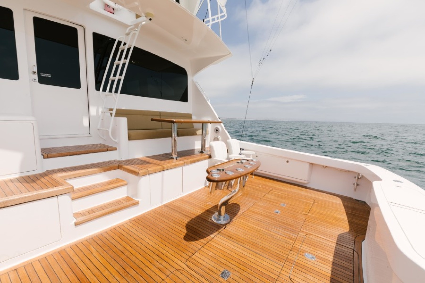 Viking-74 Enclosed Bridge 2006-KICKBACK Seattle-Washington-United States-2006 Viking 74 Convertible  KICKBACK-6169686 | Thumbnail