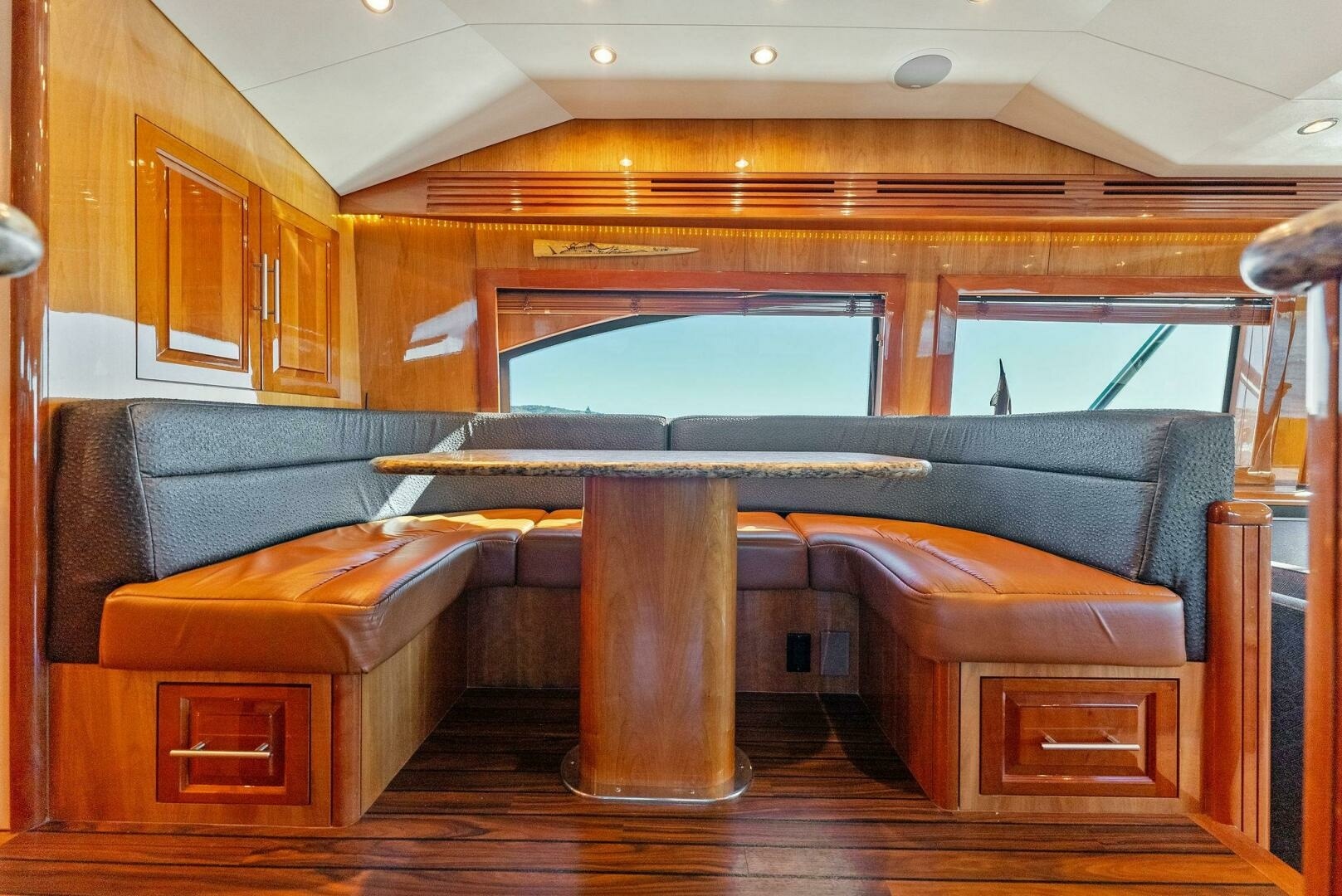 Hatteras-64 Convertible 2007-CHUPACABRA Long Beach-California-United States-2007 Hatteras 64C  CHUPACBRA-6274573 | Thumbnail
