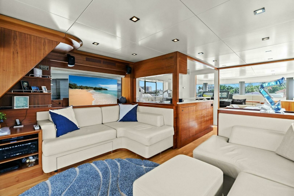 Sirena-64-MY 2021-Destin-E Fort Myers-Florida-United States-2021 Sirena 64 DESTIN-E Salon -6800096