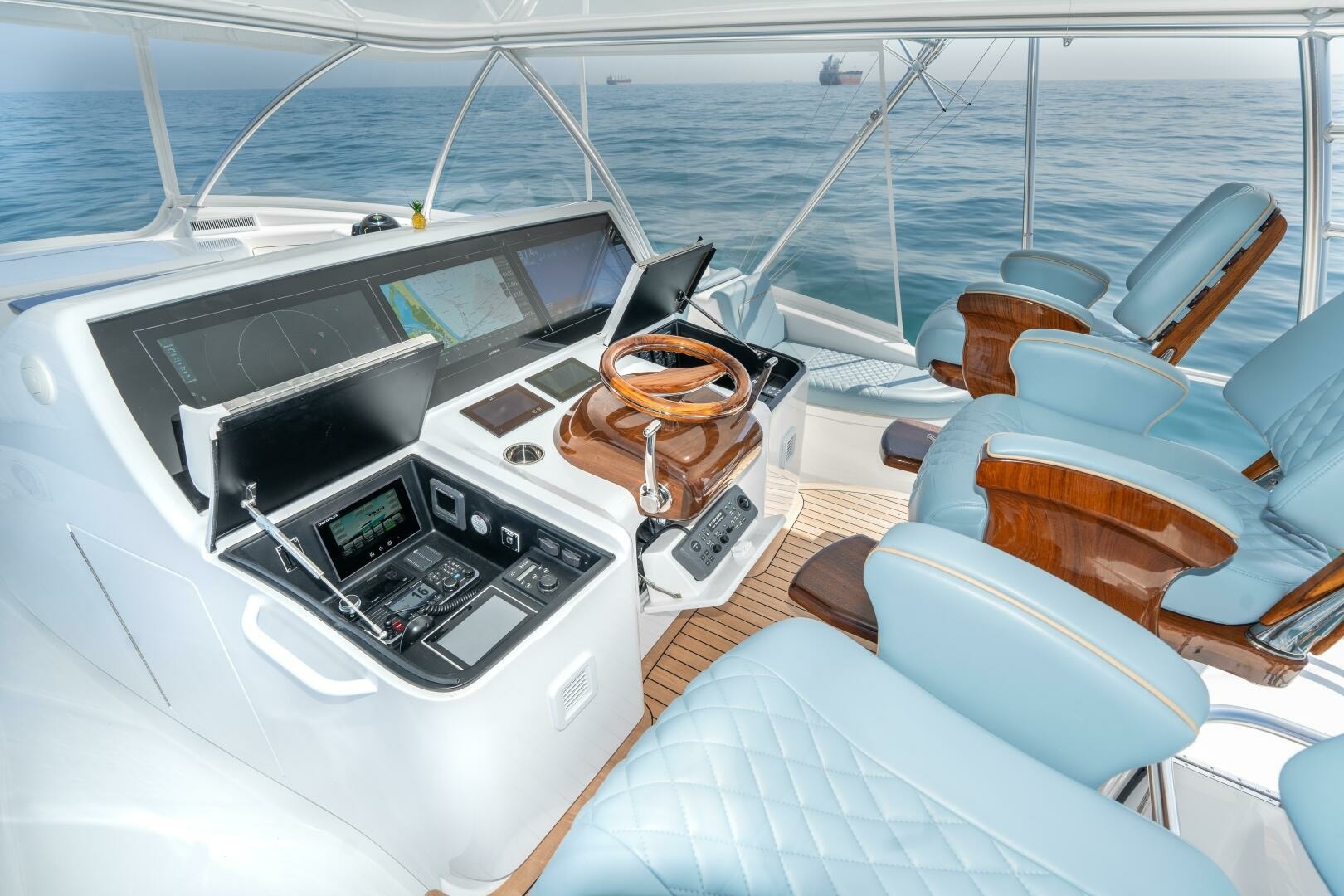 Used Viking 90' 90C For Sale In Florida | Zatara | United Yacht Sales