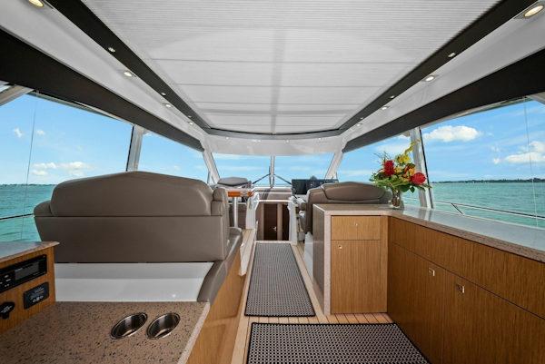 Cruisers Yachts-48 Cantius 2014-Freedom Sarasota-Florida-United States-6265066