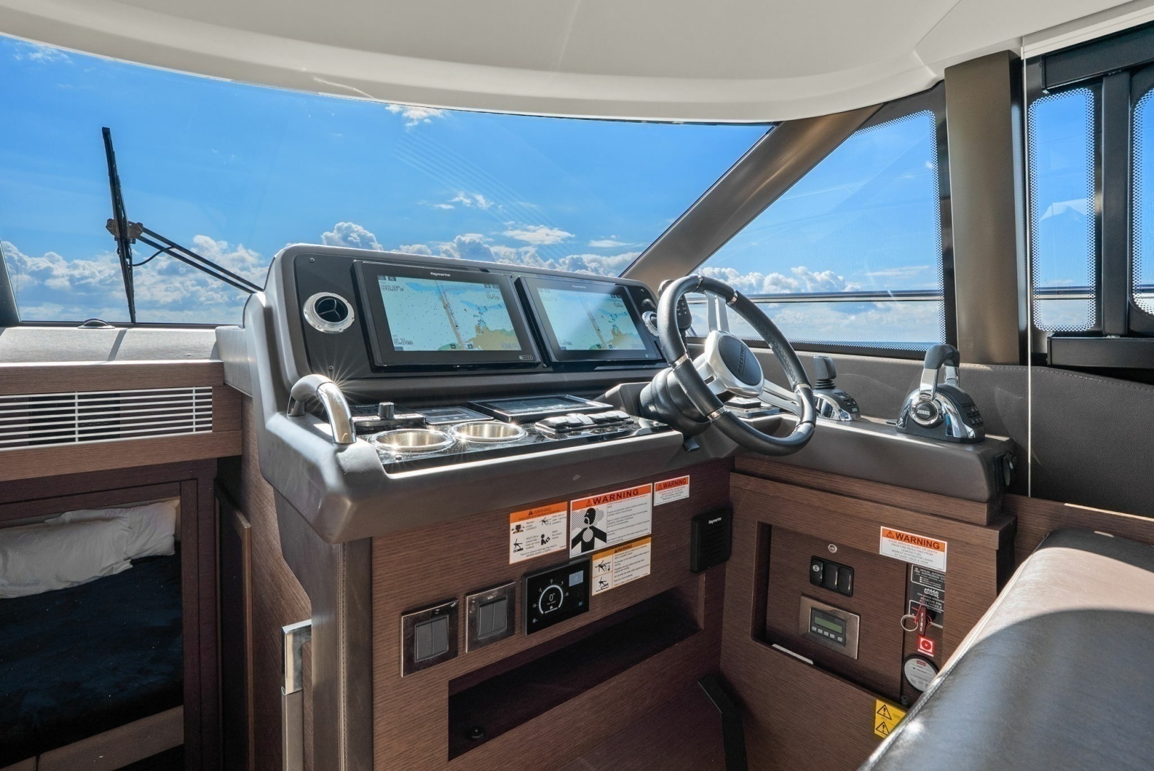 Prestige-460 Flybridge 2020-Galati Yacht Sales Trade St. Petersburg-Florida-United States-6269102 | Thumbnail