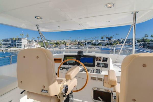 Grand Banks-59 Aleutian RP 2008-TINTAGEL Long Beach-California-United States-2008 Grand Banks 59 Aleutian RP TINTAGEL: Flybridge Helm Station-6921091