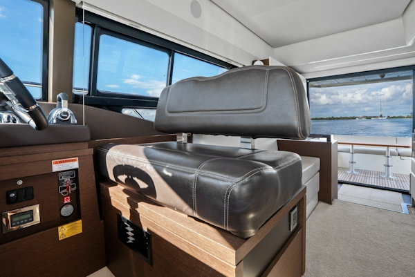 Prestige-460 Flybridge 2020-Galati Yacht Sales Trade St. Petersburg-Florida-United States-6269101