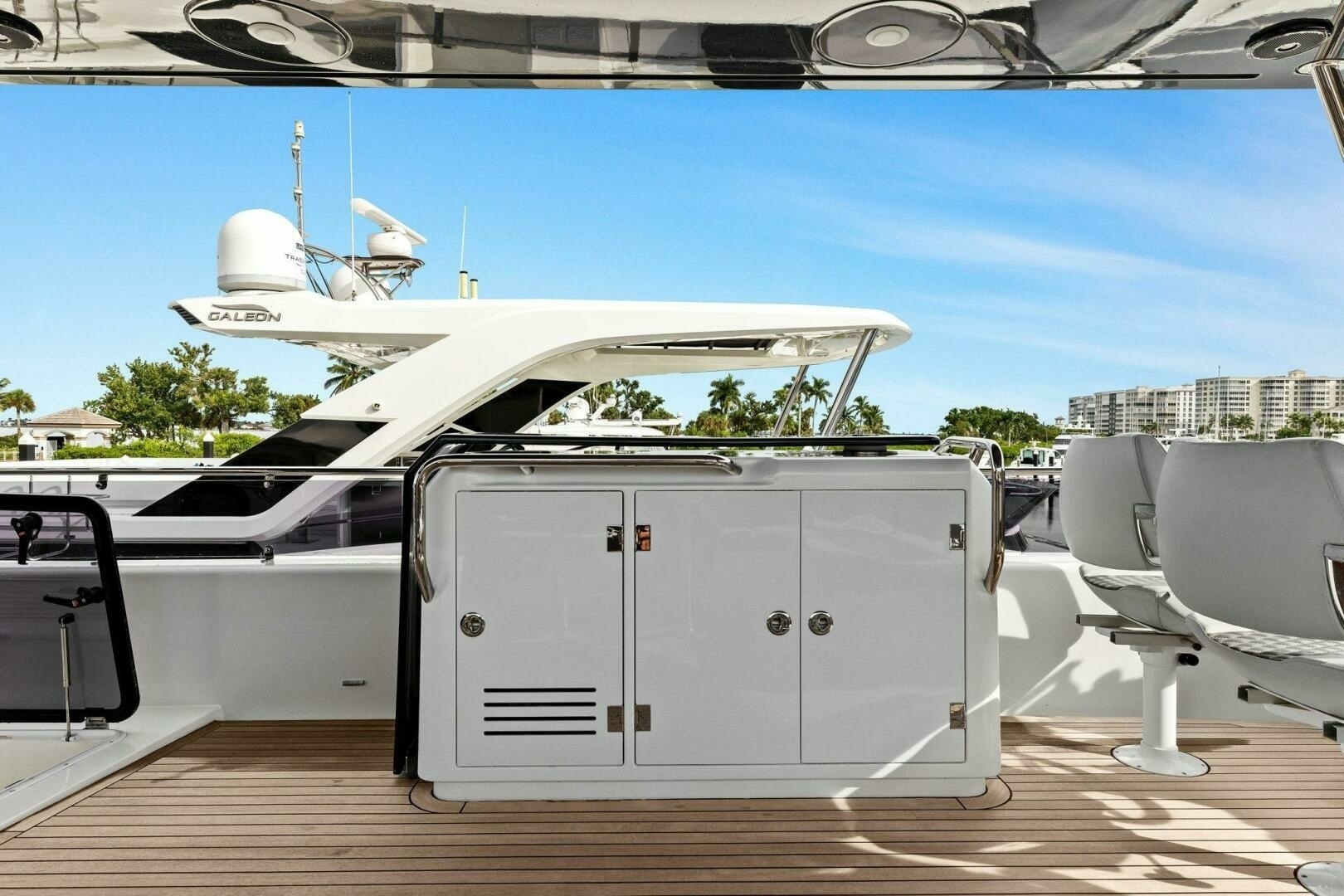 Sirena-64-MY 2021-Destin-E Fort Myers-Florida-United States-2021 Sirena 64 DESTIN-E Flybridge-6800130 | Thumbnail