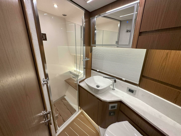 Tiara Yachts-EX 60 2025-Just Fine Sister Bay-Wisconsin-United States 2025 Tiara Yachts 60 EX  SRHead-6277612