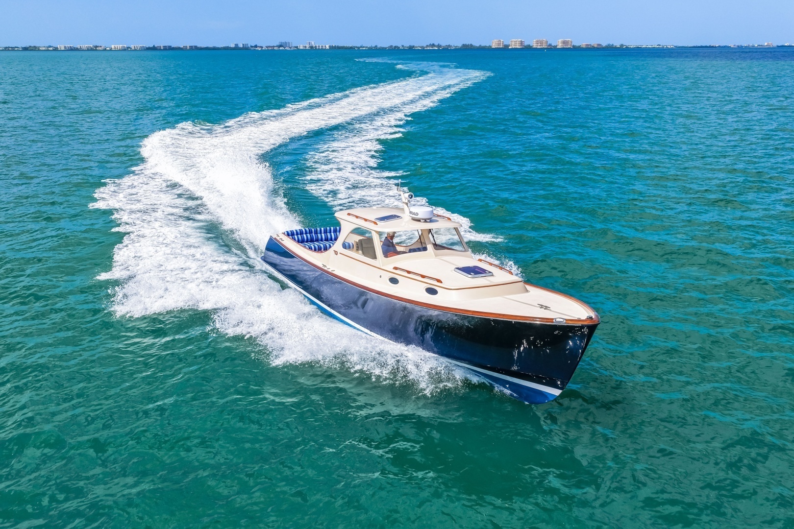 Hinckley-Picnic Boat 36 1998-Saddle Up Sarasota-Florida-United States-1998 36 Hinckley Picnic Boat Running Shot-6310518 | Thumbnail