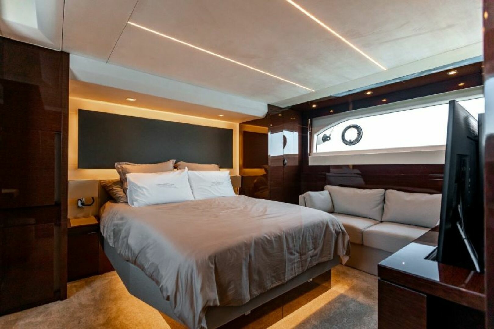 Prestige-630 Flybridge 2020-Truly Blessed Destin (Baytown Marina)-Florida-United States-2020 Prestige 630 FB  Master Stateroom 1-6274080 | Thumbnail