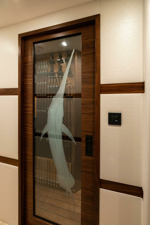 Viking-82 Convertible 2025-Boujie QUEPOS-Costa Rica-2025 82 Viking Convertible Boujie Tackle Room Pocket Door-6811591