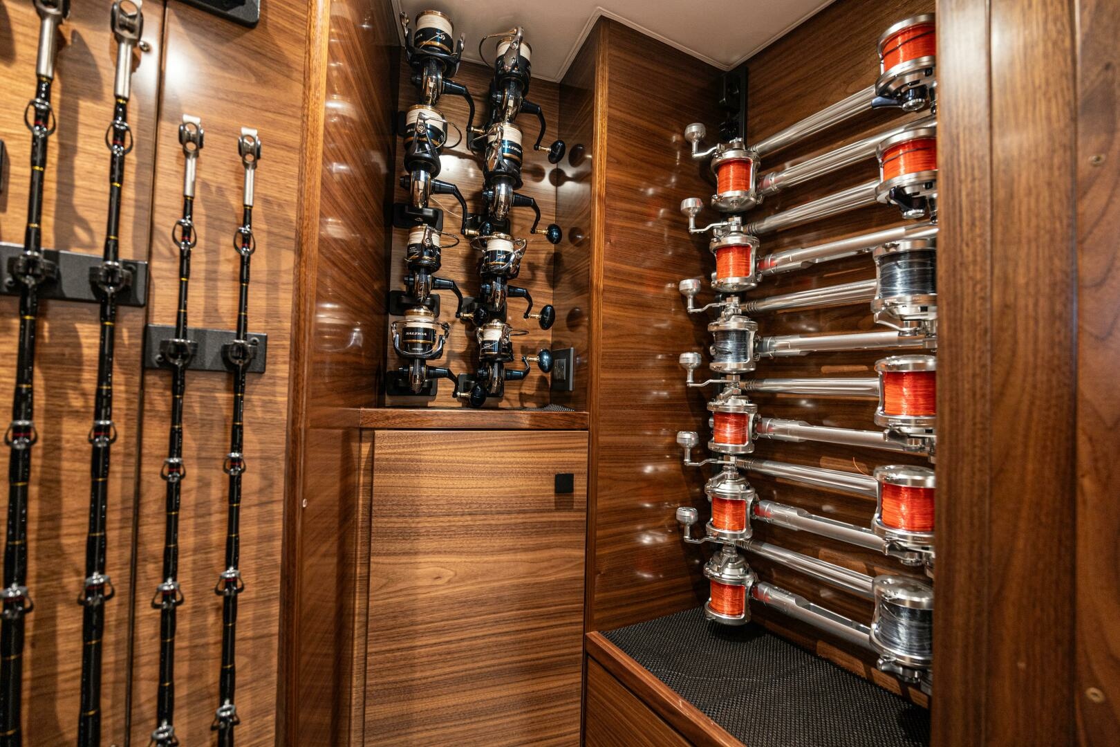 Viking-82 Convertible 2025-Boujie QUEPOS-Costa Rica-2025 82 Viking Convertible Boujie Tackle Room (1)-6811592 | Thumbnail