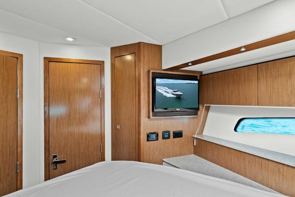 Cruisers Yachts-48 Cantius 2014-Freedom Sarasota-Florida-United States-6265084