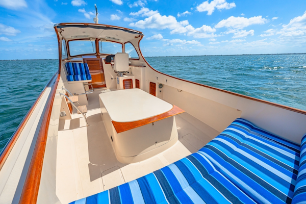 Hinckley-Picnic Boat 36 1998-Saddle Up Sarasota-Florida-United States-1998 36 Hinckley Picnic Boat Exterior-6310467