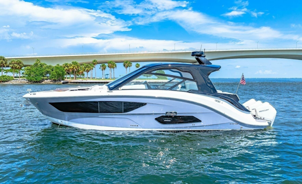 Sea Ray-370 Sundancer 2022-Golden Ticket Sarasota-Florida-United States-2022 Sea Ray 370 OB -6287918