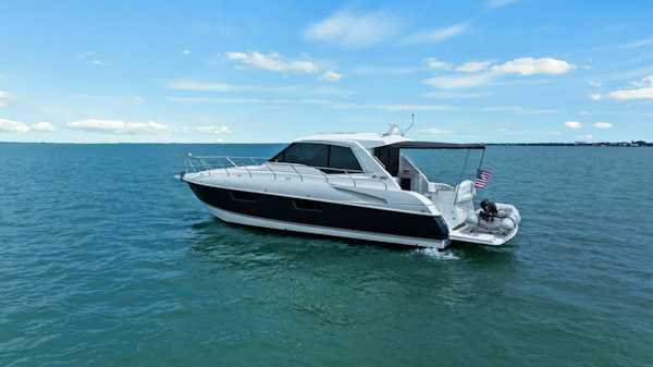 Cruisers Yachts-48 Cantius 2014-Freedom Sarasota-Florida-United States-6265107