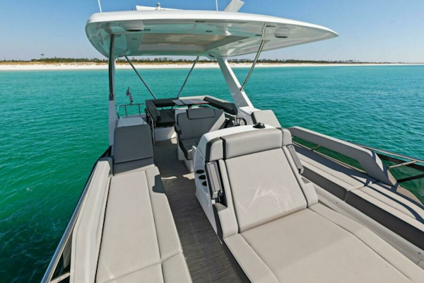 Cruisers Yachts-60 Cantius Fly 2023-Miss Tracy Lane Destin-Florida-United States-2023 Cruisers Yachts 60 Cantius Fly  Flybridge 4-6800199